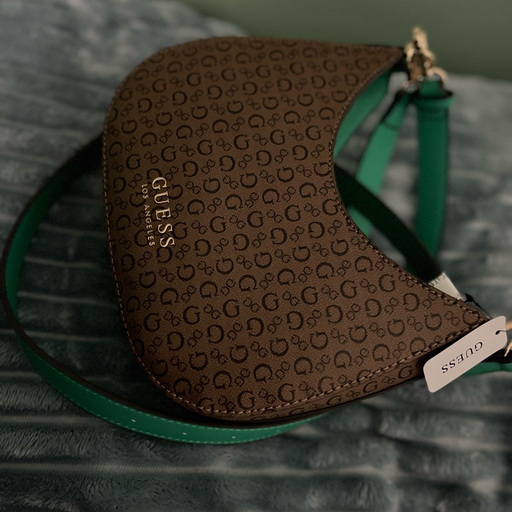Guess Crossbody/shoulder bag
